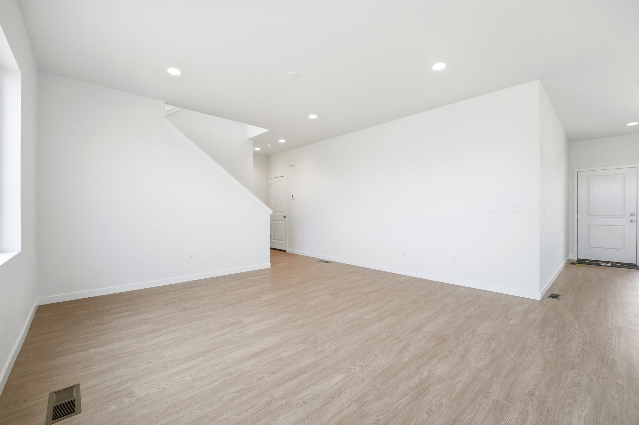 7968-School-House-Drive-Hallway