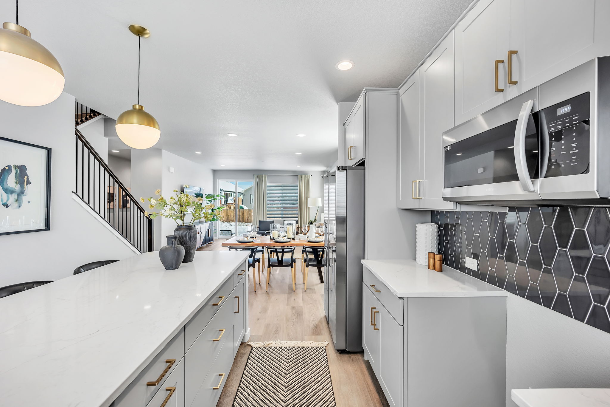 11-web-or-mls-VIBE8669