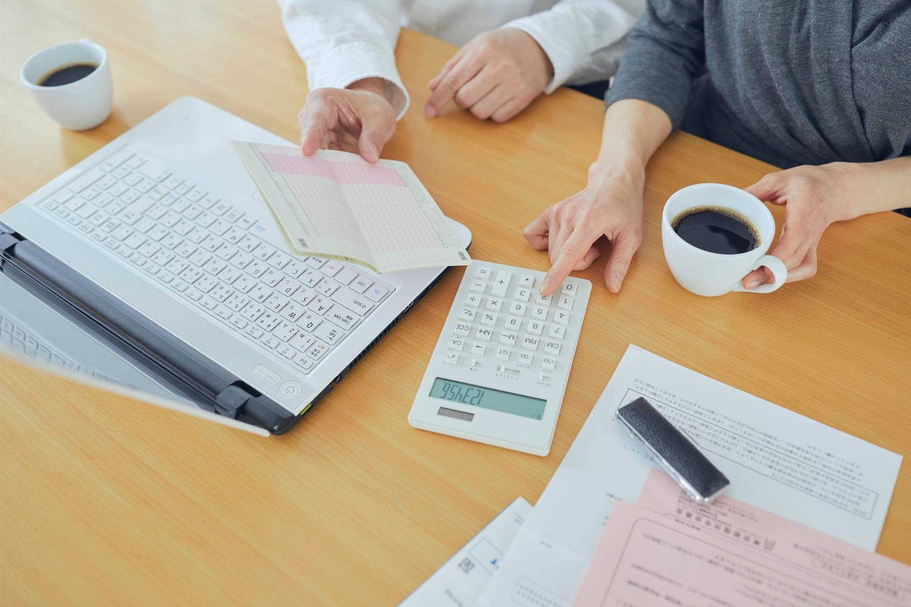 <span id="hs_cos_wrapper_name" class="hs_cos_wrapper hs_cos_wrapper_meta_field hs_cos_wrapper_type_text" style="" data-hs-cos-general-type="meta_field" data-hs-cos-type="text" >Colorado Springs Cost of Living: A Guide for New Residents</span>