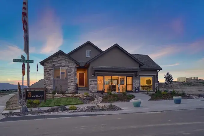 Vantage Homes