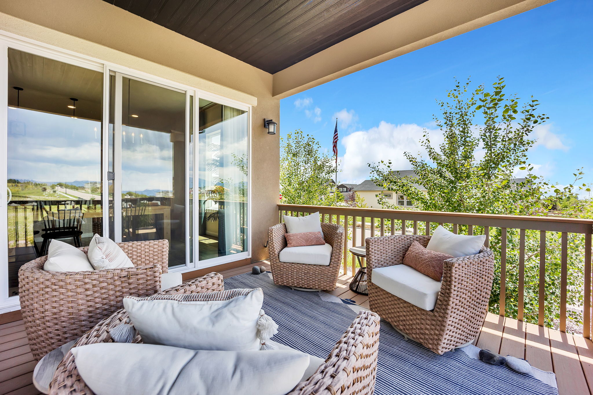 5-web-or-mls-VIBE6056