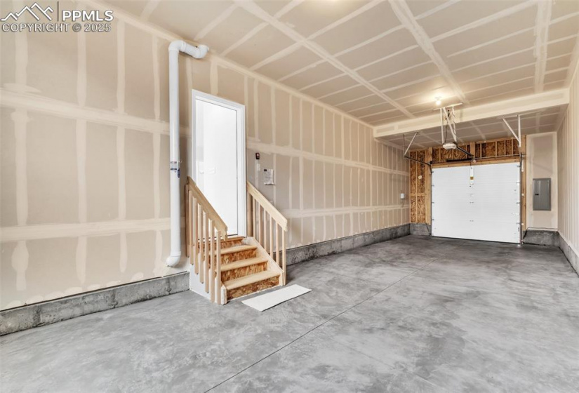 8164 Manor House Way, Colorado Springs, Colorado 80908, 3 Bedrooms Bedrooms, ,3 BathroomsBathrooms,Residential,For Sale,Manor House,8792723
