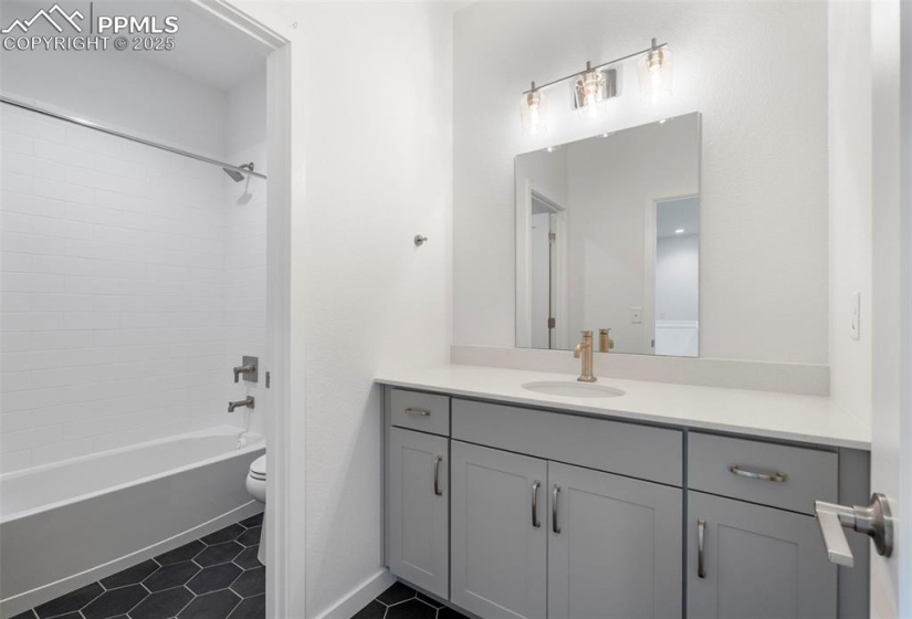 8072 School House Drive, Colorado Springs, Colorado 80908, 4 Bedrooms Bedrooms, ,3 BathroomsBathrooms,Residential,For Sale,School House,3956905