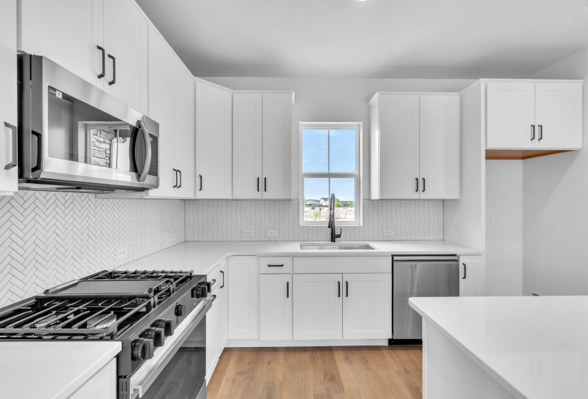 8164 Manor House Way, Colorado Springs, Colorado 80908, 3 Bedrooms Bedrooms, ,3 BathroomsBathrooms,Residential,For Sale,Manor House Way,9776840