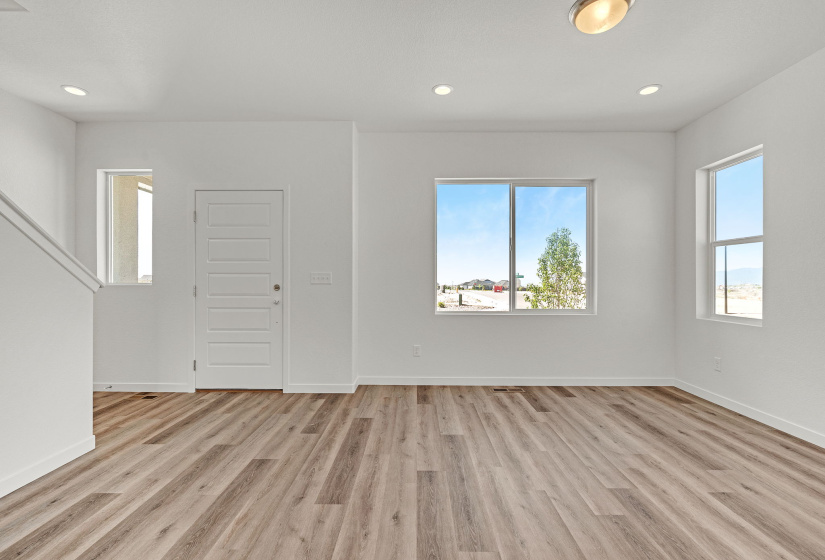 8140 Manor House Way, Colorado Springs, Colorado 80908, 3 Bedrooms Bedrooms, ,3 BathroomsBathrooms,Residential,For Sale,Manor House Way,9776842