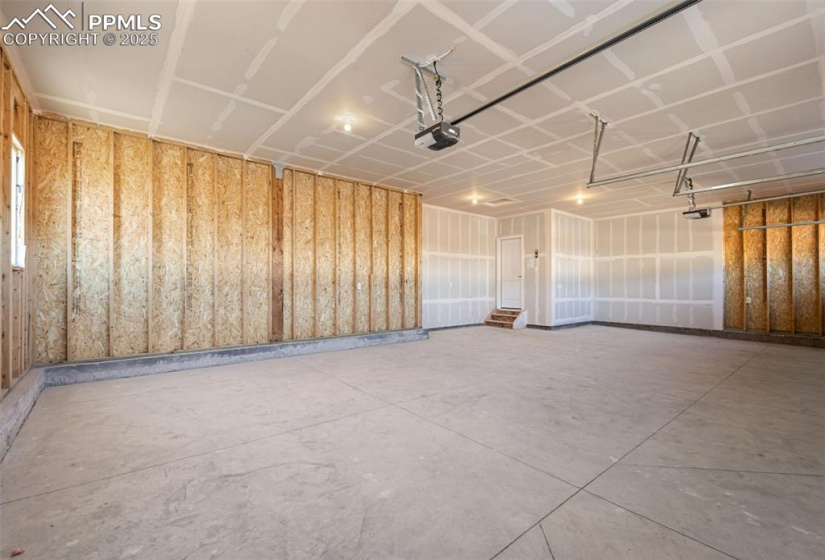 9643 Owl Perch Loop, Colorado Springs, Colorado 80908, 4 Bedrooms Bedrooms, ,3 BathroomsBathrooms,Residential,For Sale,Owl Perch,8286618