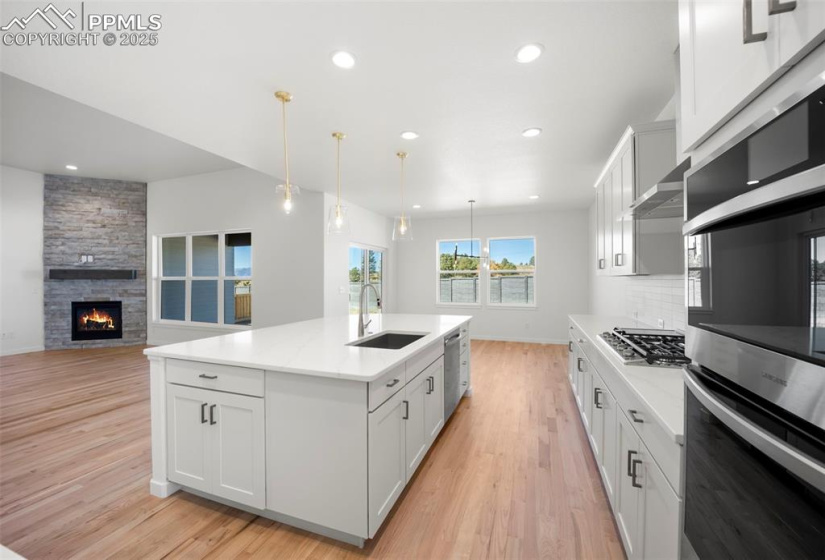 9652 Texas Jack Drive, Colorado Springs, Colorado 80908, 4 Bedrooms Bedrooms, ,3 BathroomsBathrooms,Residential,For Sale,Texas Jack,3735719