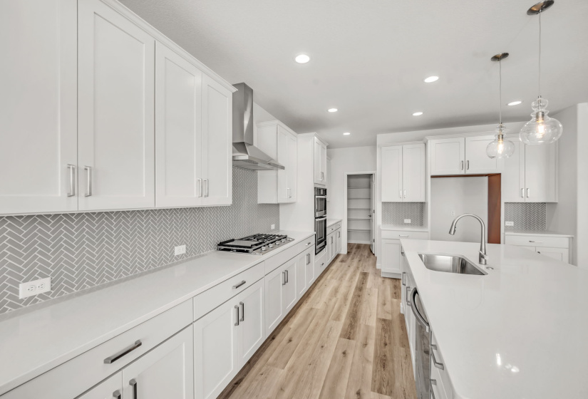 7892 Desert Wrangler Drive, Colorado Springs, Colorado 80908, 4 Bedrooms Bedrooms, ,3 BathroomsBathrooms,Residential,For Sale,Desert Wrangler,9932791