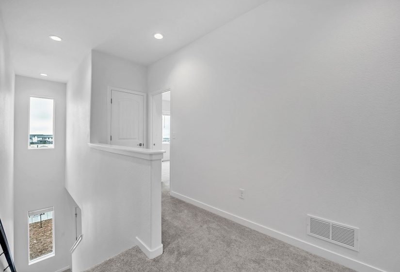 8172 Manor House Way, Colorado Springs, Colorado 80908, 3 Bedrooms Bedrooms, ,3 BathroomsBathrooms,Residential,For Sale,Manor House Way,9932792