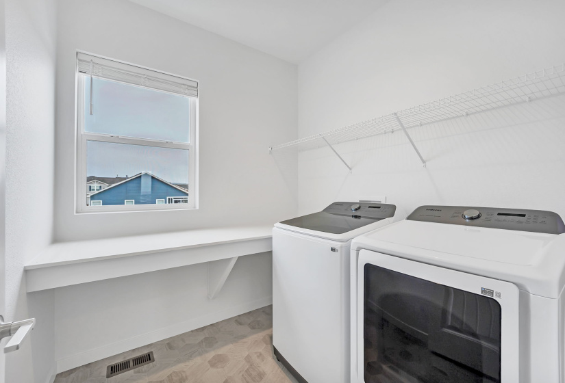 8172 Manor House Way, Colorado Springs, Colorado 80908, 3 Bedrooms Bedrooms, ,3 BathroomsBathrooms,Residential,For Sale,Manor House Way,9932792