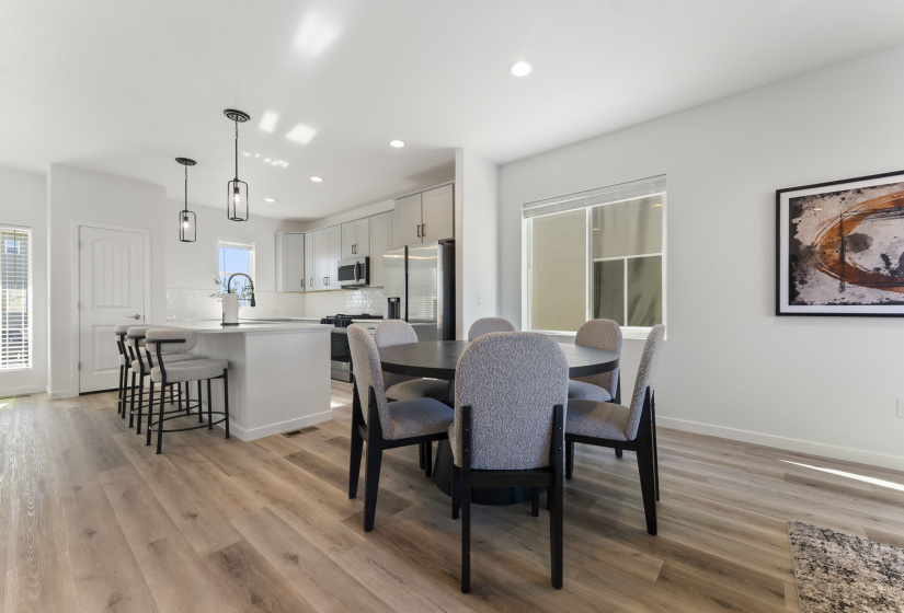 8172 Manor House Way, Colorado Springs, Colorado 80908, 3 Bedrooms Bedrooms, ,3 BathroomsBathrooms,Residential,For Sale,Manor House Way,9932792