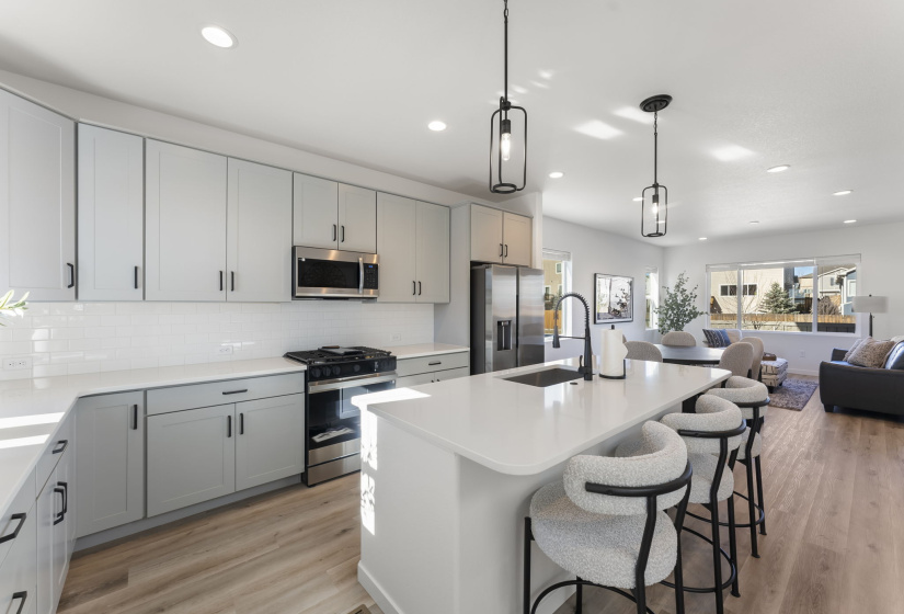 8172 Manor House Way, Colorado Springs, Colorado 80908, 3 Bedrooms Bedrooms, ,3 BathroomsBathrooms,Residential,For Sale,Manor House Way,9932792