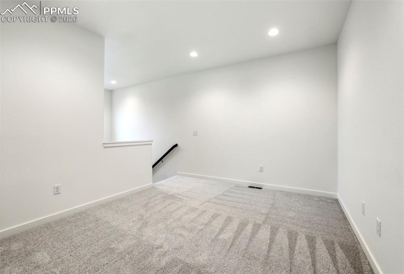 8040 School House Drive, Colorado Springs, Colorado 80908, 3 Bedrooms Bedrooms, ,2 BathroomsBathrooms,Residential,For Sale,School House,2945673