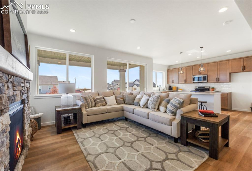 9283 Old Divide Drive, Colorado Springs, Colorado 80908, 4 Bedrooms Bedrooms, ,4 BathroomsBathrooms,Residential,For Sale,Old Divide,5397144